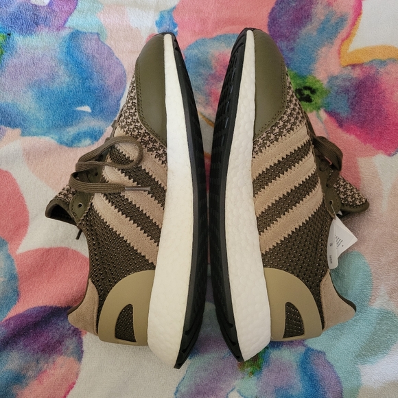 Adidas I-5923 Neighborhood Olive/Green Trainers BNWT - Picture 6 of 11
